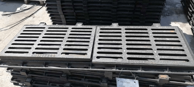 镜湖球墨铸铁连体双篦展示